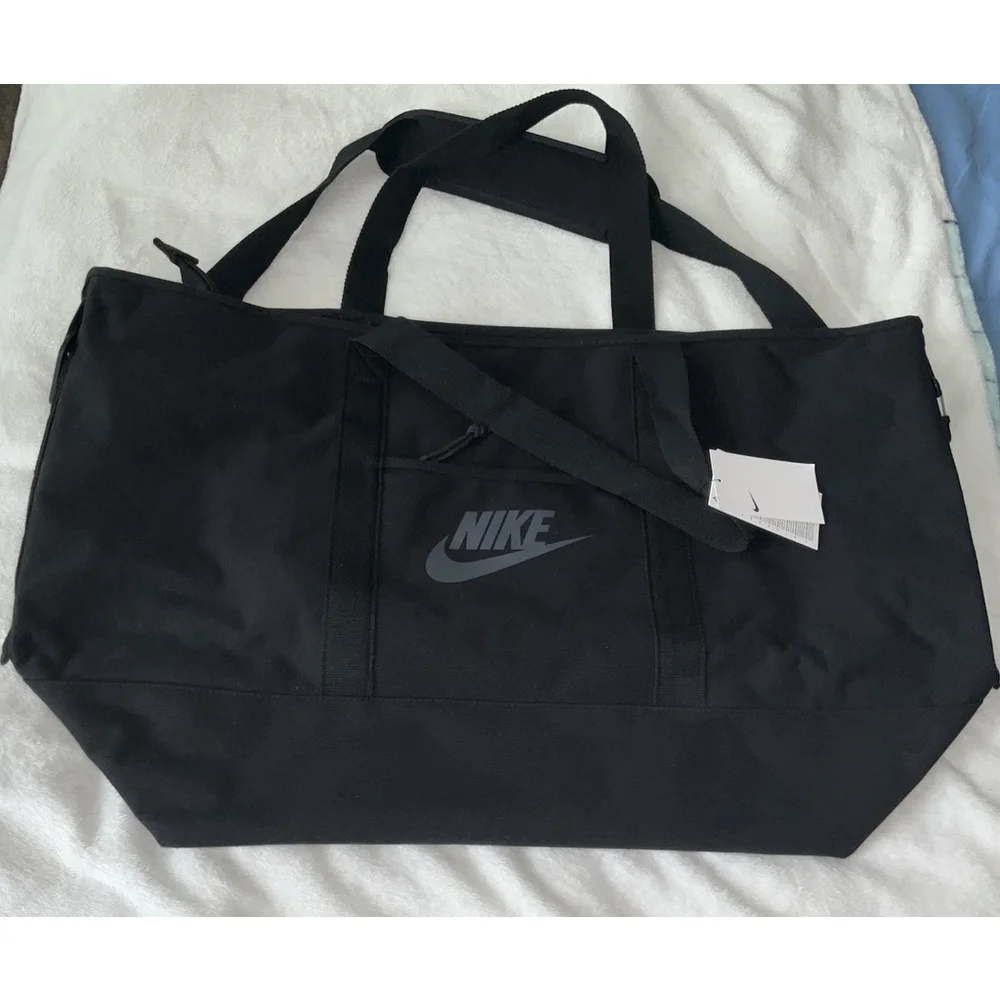 Nike Utility Sportswear Gym Beach Travel Duffel Tote Bag PB0362-010 Vinyl Inside